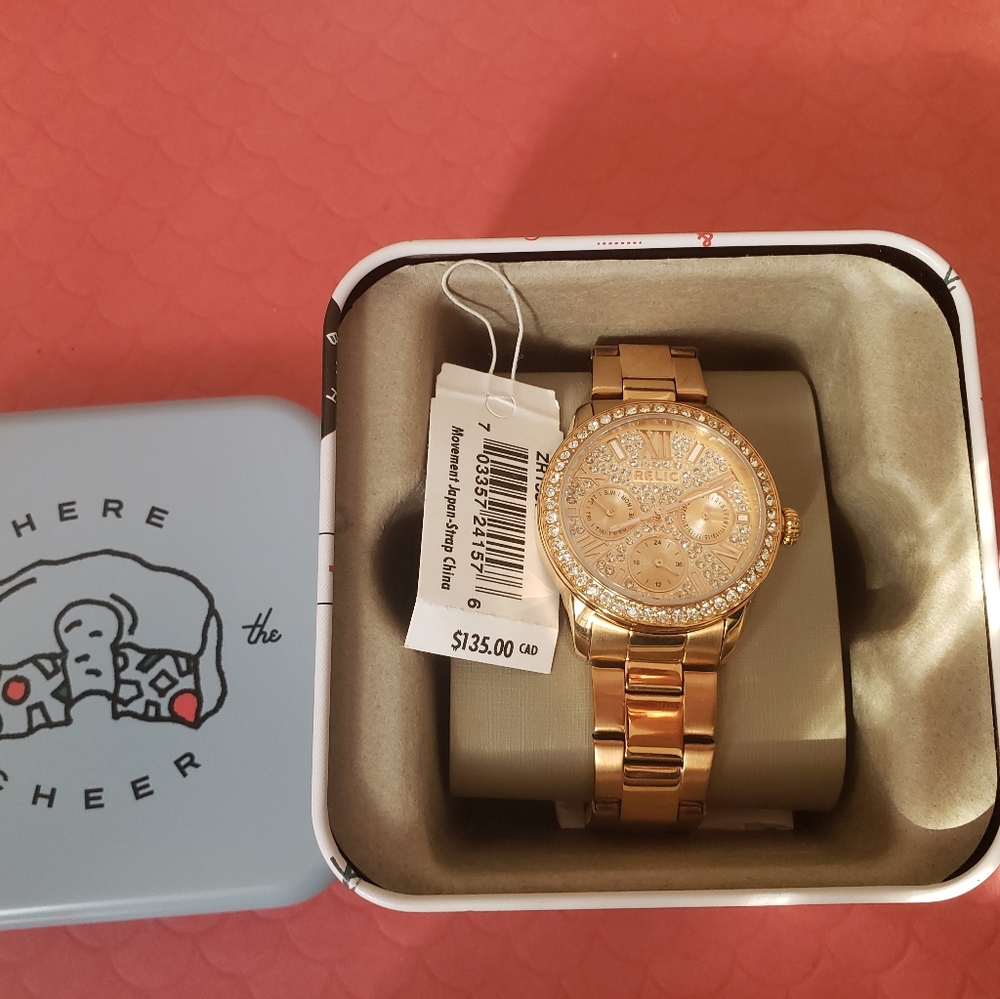 Watch - Picture 2 of 3